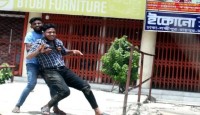 পুলিশের গুলিতে পুলিশ কর্মকর্তার ছেলে নিহ...